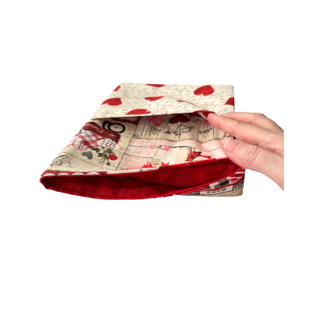 Stationery Pouch | Love Hearts